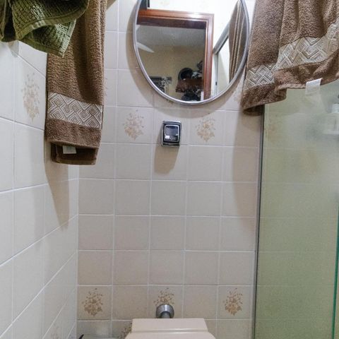 Apartamento à venda com 192m², 4 quartos e 4 vagasBanheiro da Suíte 01