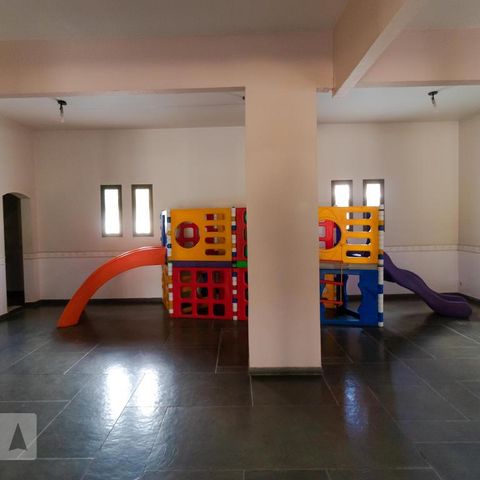 Apartamento à venda com 192m², 4 quartos e 4 vagasÁrea comum - Salão de Jogos