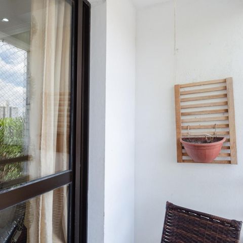Apartamento à venda com 72m², 3 quartos e 1 vagaVaranda