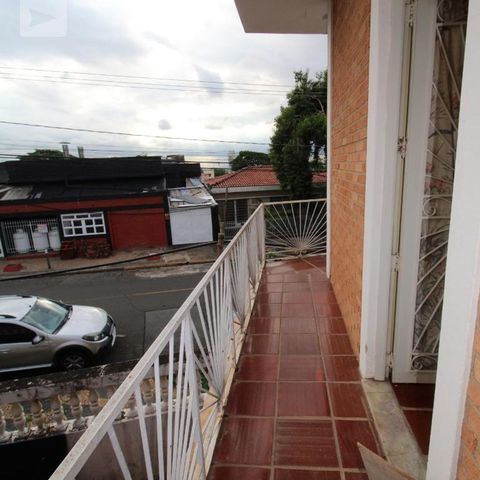 Casa para alugar com 250m², 5 quartos e 4 vagasVaranda (piso superior)