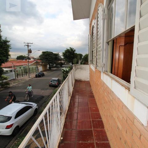 Casa para alugar com 250m², 5 quartos e 4 vagasVaranda (piso superior)