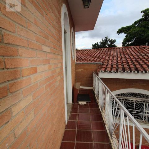 Casa para alugar com 250m², 5 quartos e 4 vagasVaranda (piso superior)