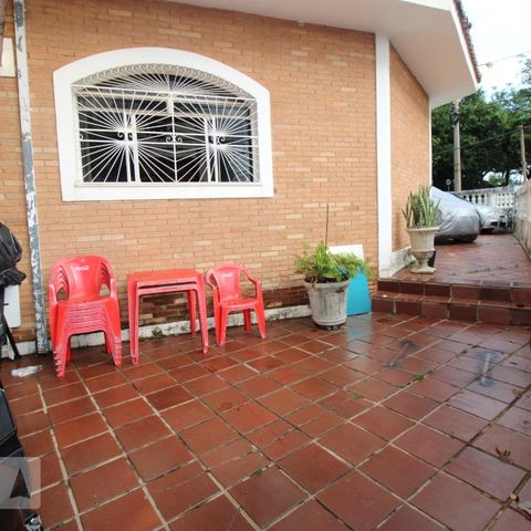 Casa para alugar com 250m², 5 quartos e 4 vagasQuintal