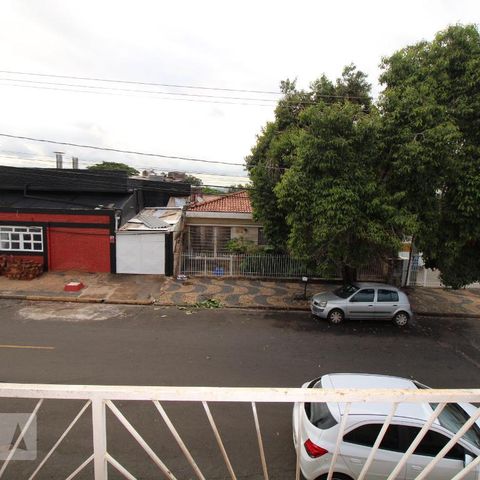 Casa para alugar com 250m², 5 quartos e 4 vagasVista do Quarto 2 (piso superior)