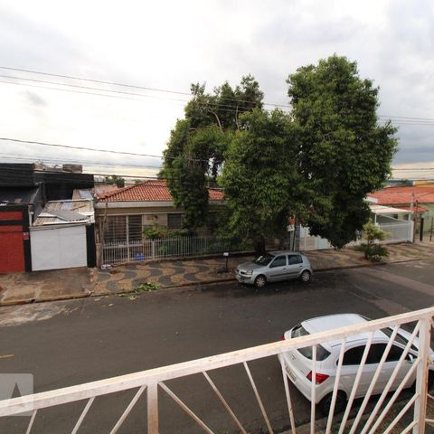 Casa para alugar com 250m², 5 quartos e 4 vagasVista do Quarto 1 (piso superior)