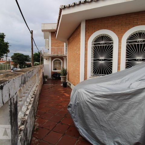 Casa para alugar com 250m², 5 quartos e 4 vagasGaragem