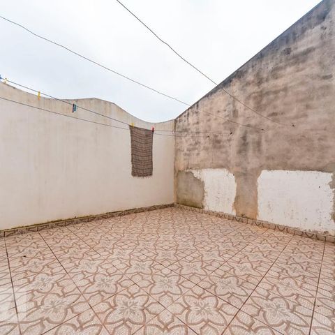 Casa para alugar com 220m², 3 quartos e 2 vagasQuintal Fundos