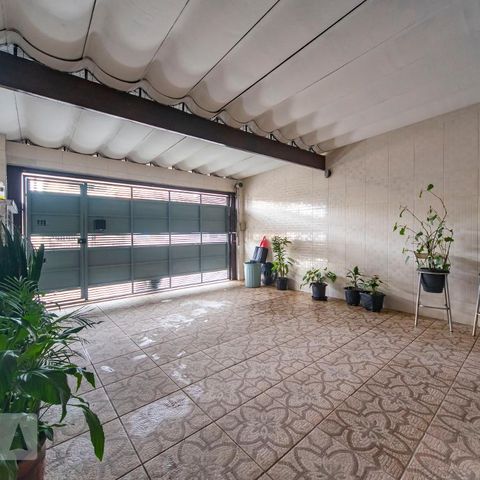 Casa para alugar com 220m², 3 quartos e 2 vagasGaragem