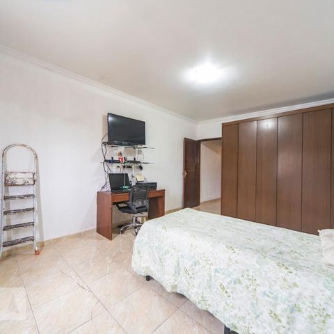 Casa para alugar com 220m², 3 quartos e 2 vagasQuarto 2