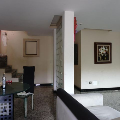 Apartamento à venda com 350m², 4 quartos e 3 vagasSala