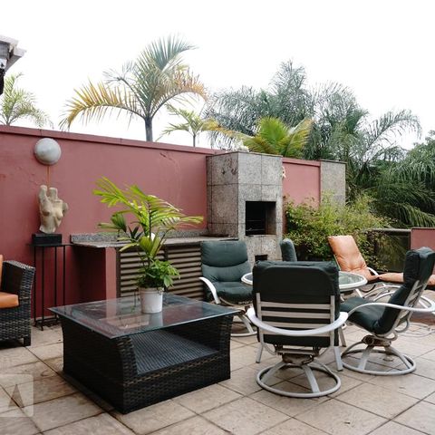 Apartamento à venda com 350m², 4 quartos e 3 vagasVaranda