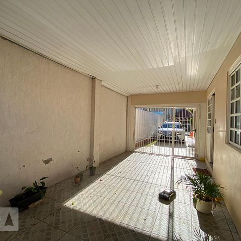 Casa à venda com 260m², 3 quartos e 2 vagasGaragem