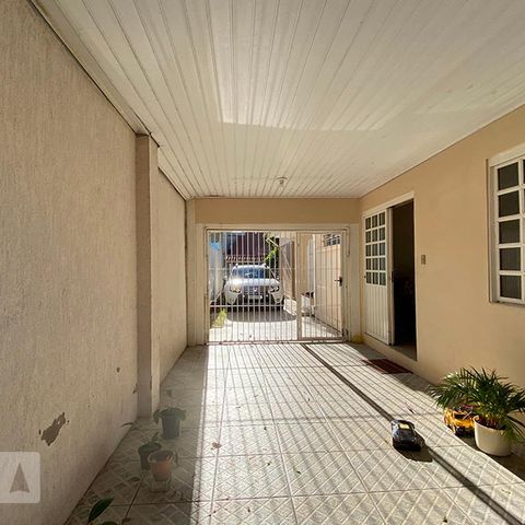 Casa à venda com 260m², 3 quartos e 2 vagasGaragem