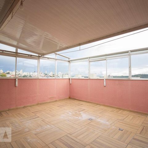 Apartamento à venda com 126m², 2 quartos e 1 vagaÁrea de Serviço