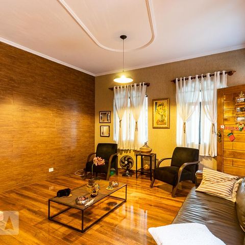 Casa à venda com 227m², 4 quartos e 2 vagasSala 