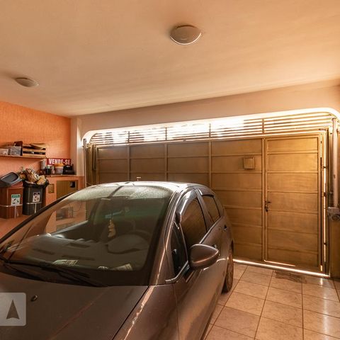 Casa à venda com 227m², 4 quartos e 2 vagasGaragem 