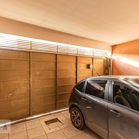 Casa à venda com 227m², 4 quartos e 2 vagasGaragem 
