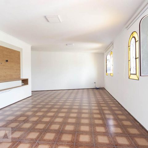 Casa à venda com 150m², 3 quartos e 5 vagasSala