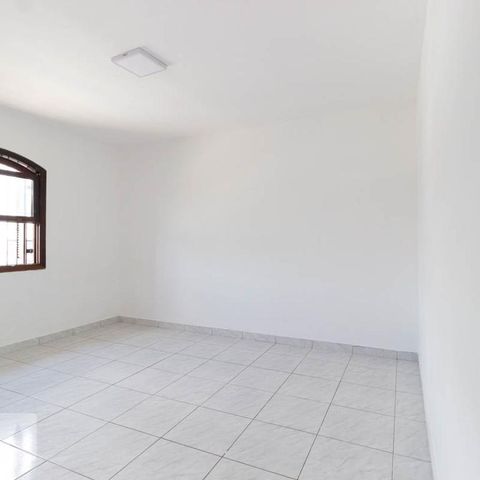 Casa à venda com 150m², 3 quartos e 5 vagasQuarto 1