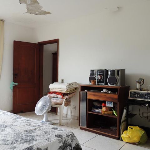 Casa à venda com 645m², 4 quartos e 5 vagasQuarto 4 - Suíte