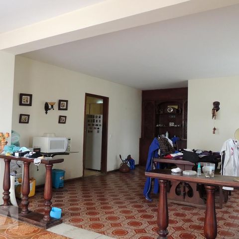 Casa à venda com 645m², 4 quartos e 5 vagasSala 2