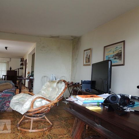Casa à venda com 645m², 4 quartos e 5 vagasSala 3