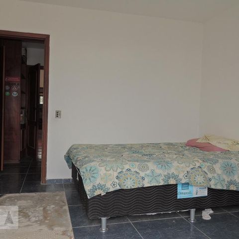 Casa à venda com 645m², 4 quartos e 5 vagasQuarto 3 - Suíte