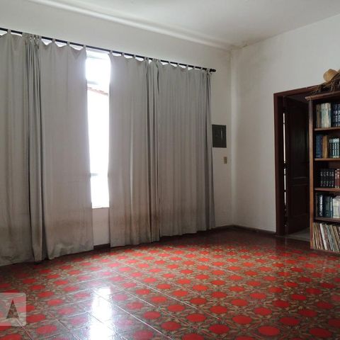 Casa à venda com 645m², 4 quartos e 5 vagasSala 4 