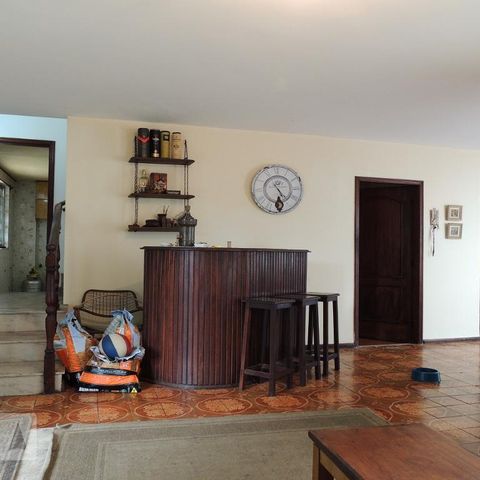 Casa à venda com 645m², 4 quartos e 5 vagasSala 1
