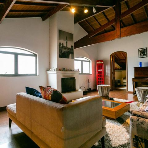 Casa à venda com 400m², 4 quartos e 8 vagasSala da lareira