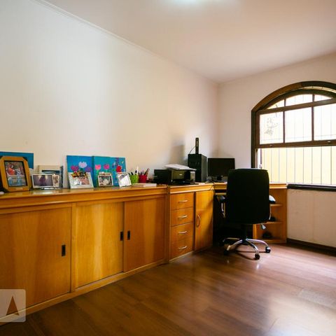Casa à venda com 400m², 4 quartos e 8 vagasQuarto 3