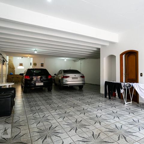 Casa à venda com 400m², 4 quartos e 8 vagasGaragem