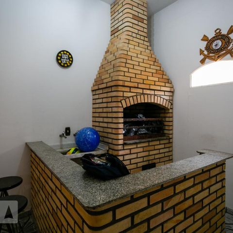 Casa à venda com 400m², 4 quartos e 8 vagasChurrasqueira