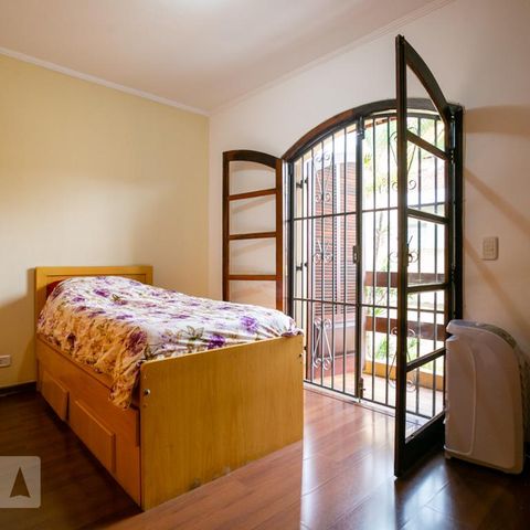 Casa à venda com 400m², 4 quartos e 8 vagasQuarto 1