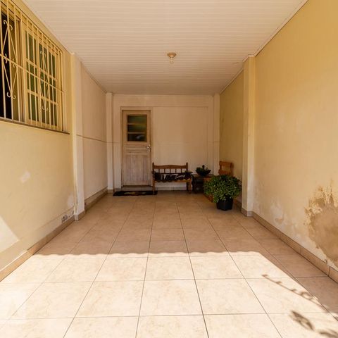 Casa à venda com 202m², 3 quartos e 3 vagasGaragem