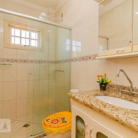 Casa à venda com 202m², 3 quartos e 3 vagasBanheiro
