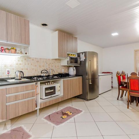 Casa à venda com 202m², 3 quartos e 3 vagasCozinha