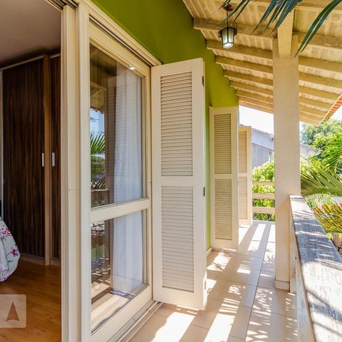 Casa à venda com 202m², 3 quartos e 3 vagasVaranda