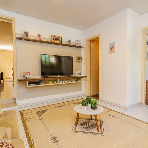 Casa à venda com 202m², 3 quartos e 3 vagasSala