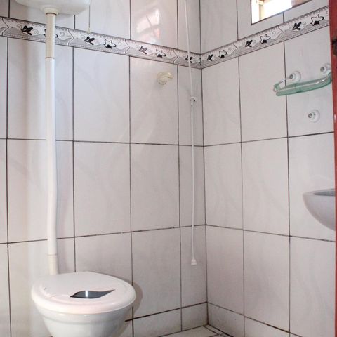 Casa à venda com 212m², 4 quartos e 2 vagasBanheiro 2