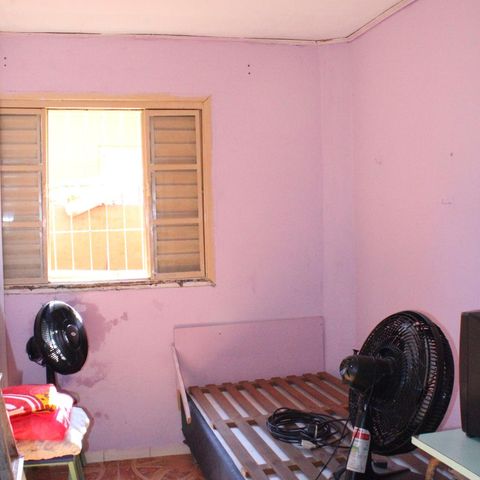 Casa à venda com 212m², 4 quartos e 2 vagasQuarto 1