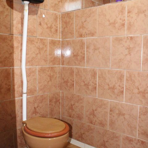 Casa à venda com 212m², 4 quartos e 2 vagasBanheiro 1