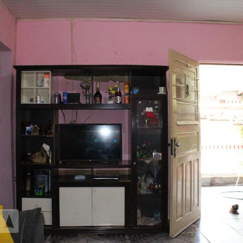 Casa à venda com 212m², 4 quartos e 2 vagasSala 1