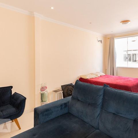 Apartamento à venda com 30m², 1 quarto e sem vagaQuarto e Sala