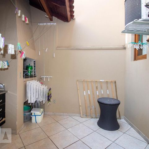 Casa à venda com 186m², 3 quartos e 4 vagasÁrea de Serviço - Churrasqueira