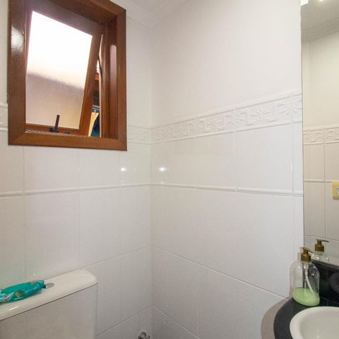 Casa à venda com 186m², 3 quartos e 4 vagasLavabo