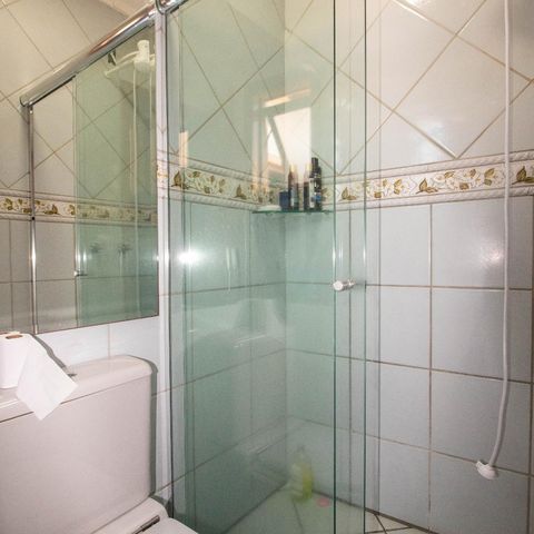 Casa à venda com 186m², 3 quartos e 4 vagasBanheiro Social