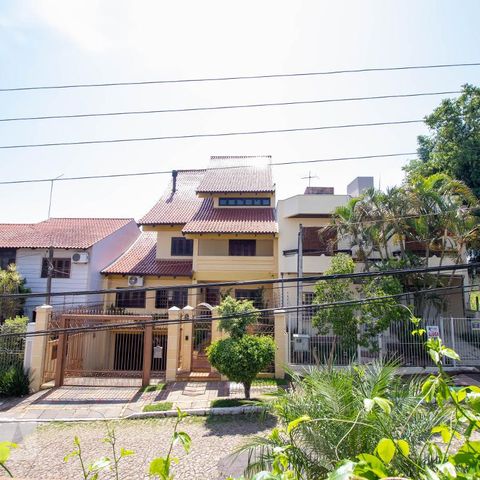Casa à venda com 186m², 3 quartos e 4 vagasvaranda