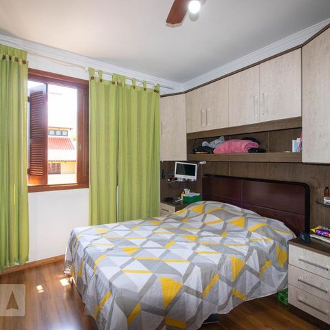 Casa à venda com 186m², 3 quartos e 4 vagasSuíte