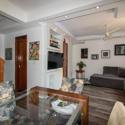 Casa à venda com 186m², 3 quartos e 4 vagasSala
